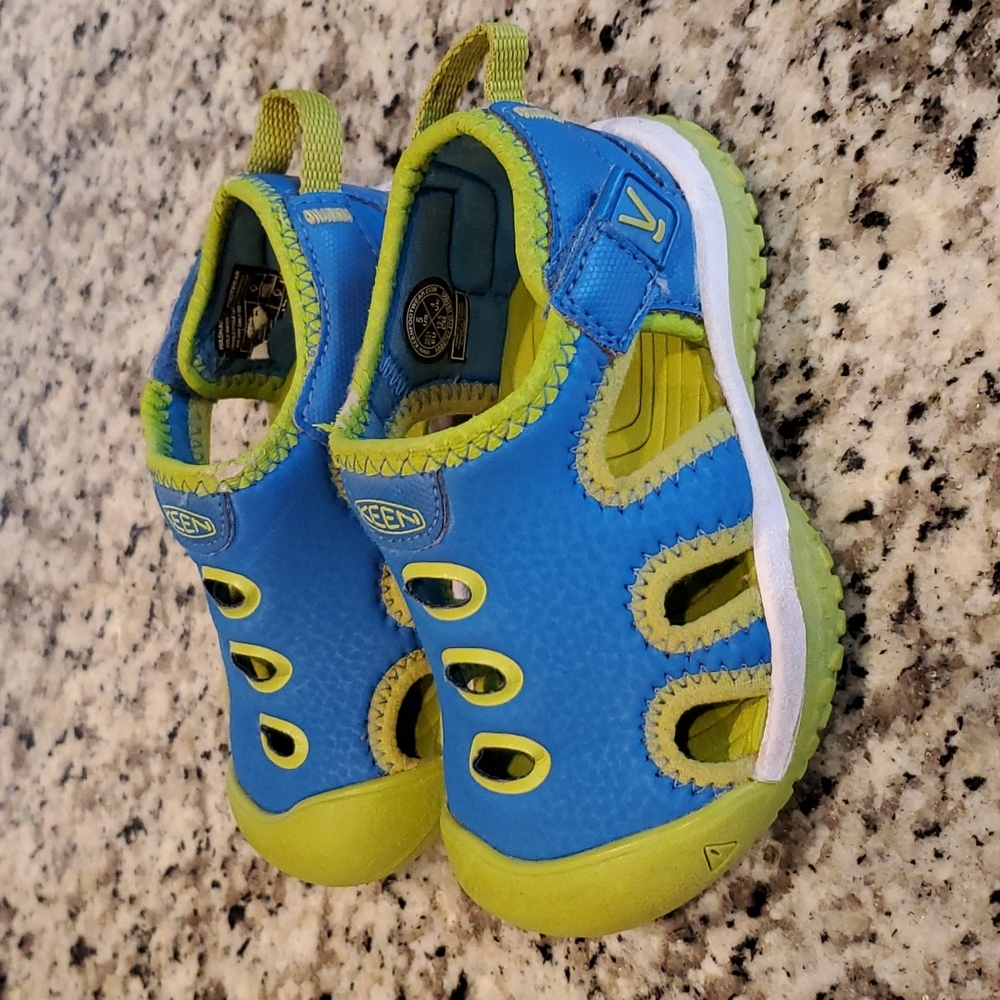 Keen Stingray Sandals toddler size 5